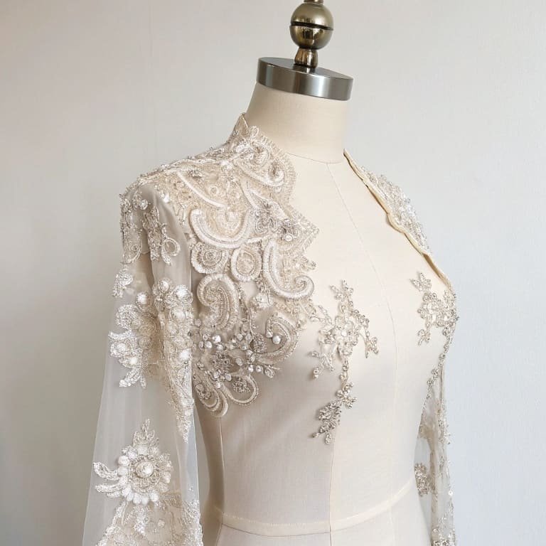 Detachable bridal sleeves in various styles