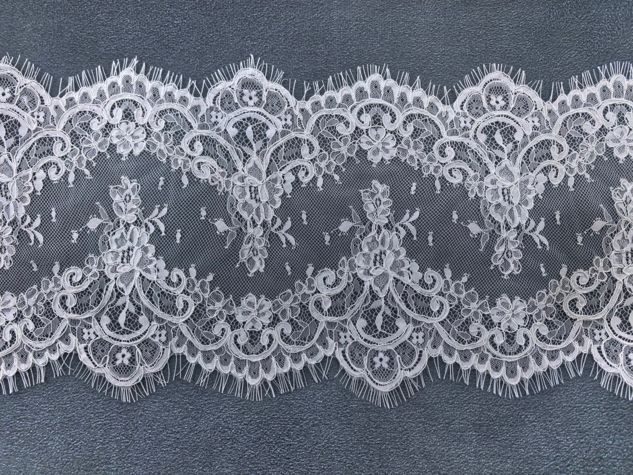 Premium Chantilly Lace Pattern Full View