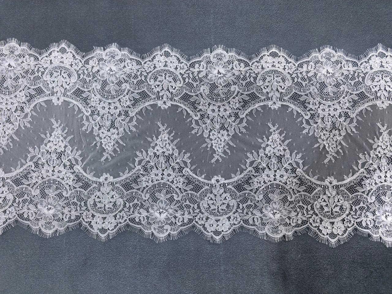 3D Beaded Appliqué Lace Pattern Full View