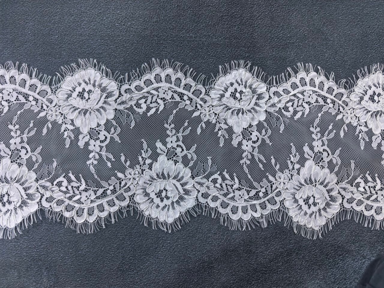 Premium Chantilly Lace Pattern Full View