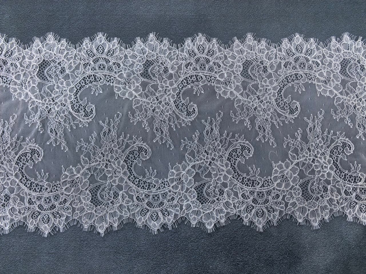Premium Chantilly Lace Pattern Full View