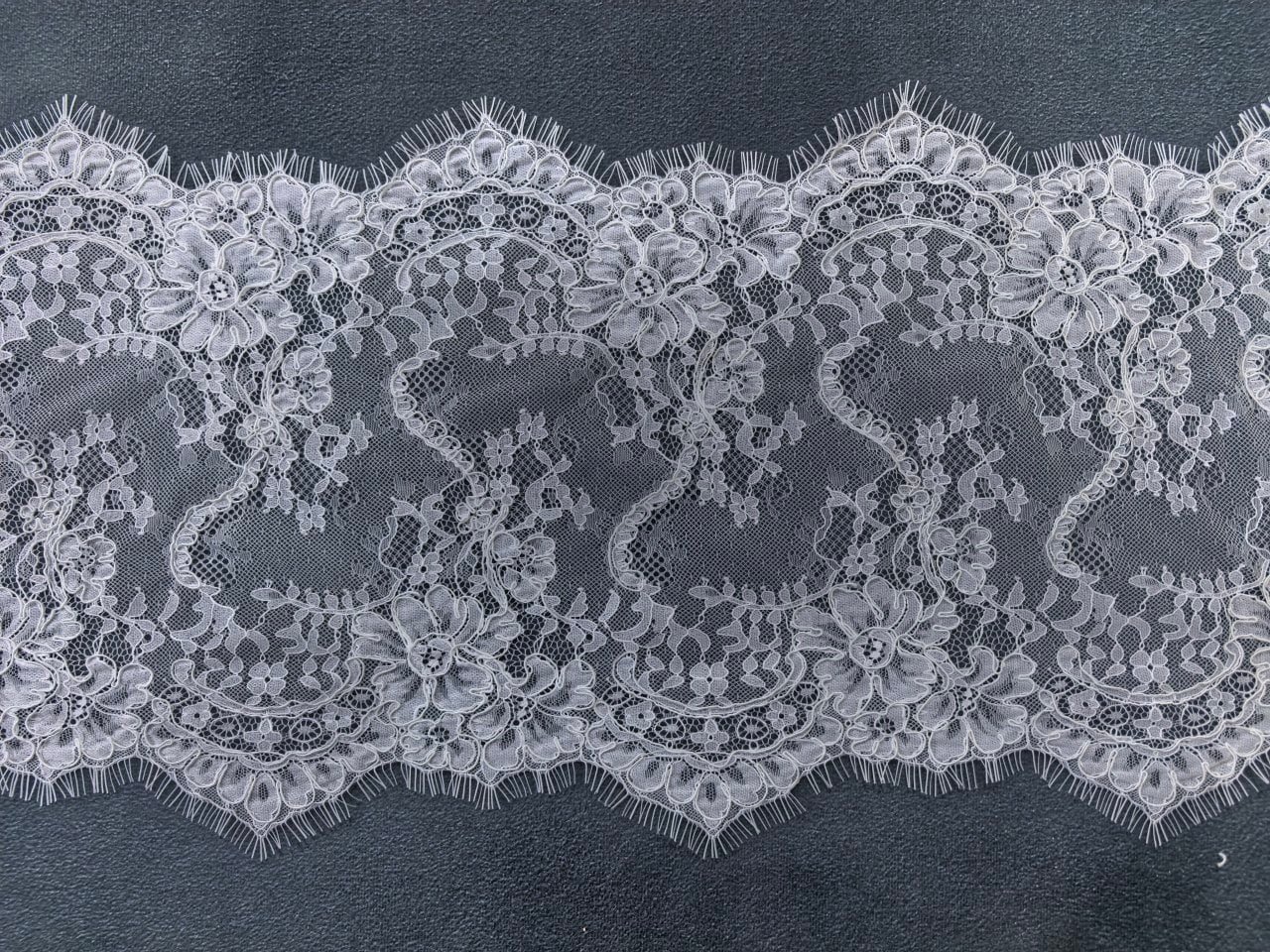 Alençon Floral Lace Pattern Full View